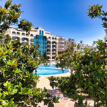 Beach, Sea View, Location شقة